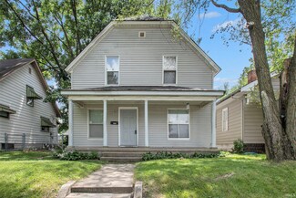 1006 E Calvert St, South Bend, IN 46613