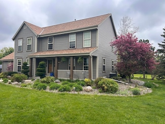 W308S2787 Wild Berry Ct, Waukesha, WI 53188