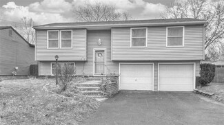 811 Illinois Ave, Mc Donald, OH 44437