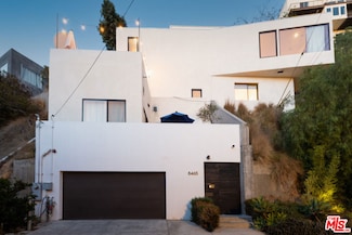 8465 Franklin Ave, Los Angeles, CA 90069