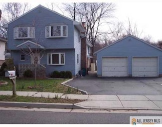 113 Floyd St, Edison, NJ 08820