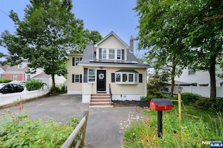 250 N Prospect Ave, Bergenfield, NJ 07621