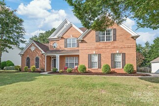 4835 King Arthur Dr, Charlotte, NC 28277