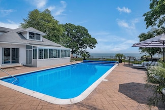 156 Old Kelsey Point Rd, Westbrook, CT 06498