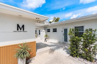 401 6th Ave N, Lake Worth, FL 33460