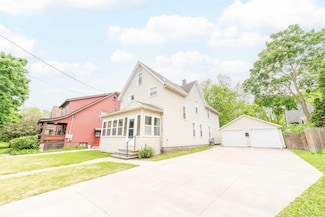 2661 Milwaukee St, Madison, WI 53704