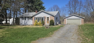 8 Crescent St, Brewer, ME 04412