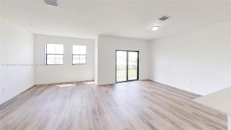 15650 SW 136th St Unit 207, Miami, FL 33196