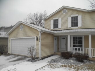 1625 Estate Cir, Naperville, IL 60565