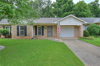 217 Ivy Ln, Auburn, AL 36830