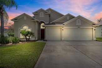 5909 Wedgefield Dr, Zephyrhills, FL 33541