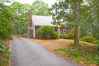 8 Second St, Wellfleet, MA 02667