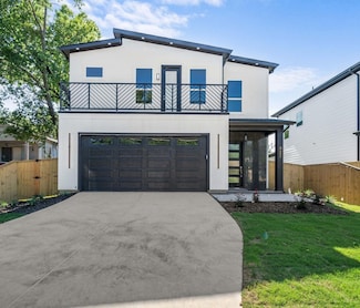 923 Harlandale Ave, Dallas, TX 75216