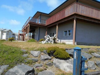 400 Dune Crest Dr, Westport, WA 98595