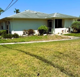 1903 Canterbury Ln Unit B2, Sun City Center, FL 33573