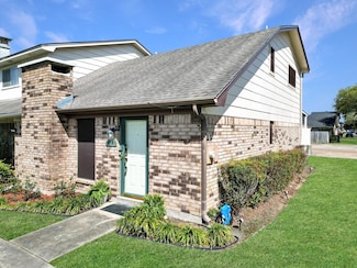 6646 Lexington Dr, Beaumont, TX 77706