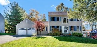 27 Valley Dr, Middletown, CT 06457