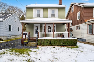 263 Wayland Rd, Syracuse, NY 13208