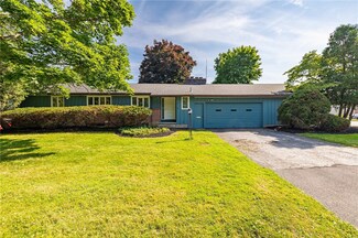 11 Penarrow Rd, Rochester, NY 14618