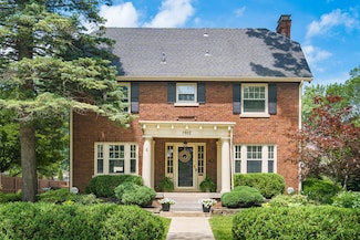 1912 Tremont Rd, Columbus, OH 43212