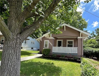 11637 E 16th St S, Independence, MO 64052