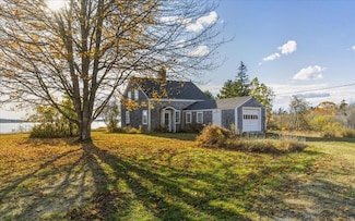 504 Reach Rd, Sedgwick, ME 04673