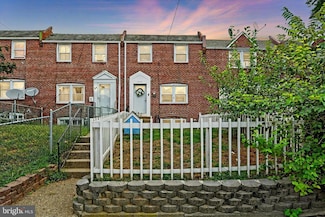 1949 Lakeview Rd, Wilmington, DE 19805