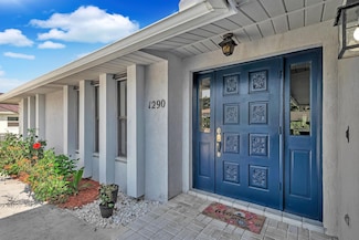 1290 SE Mcfarlane Ave, Port Saint Lucie, FL 34952