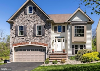 110 Daniel Dr, Avondale, PA 19311