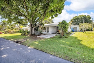 300 NE 22nd St, Wilton Manors, FL 33305