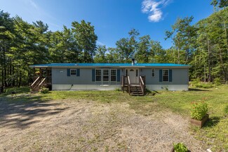 270 Boundary Rd, Standish, ME 04084