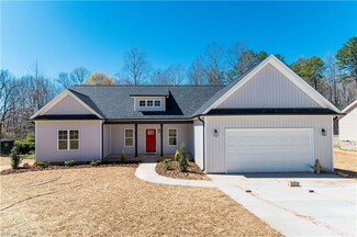 146 Renola Dr, Archdale, NC 27263