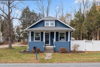 29 Glenwood St, Holden, MA 01520