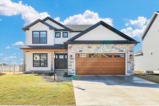 409 Sutton St, Savoy, IL 61874