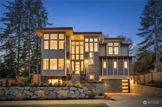 19513 32nd Ave NE, Lake Forest Park, WA 98155