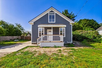 4 Painter St, Rio Dell, CA 95562