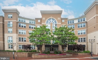 12000 Market St Unit 378, Reston, VA 20190