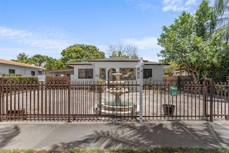 525 NW 32nd Ave, Miami, FL 33125