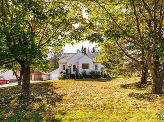 2619 Springvale Rd, Duluth, MN 55811