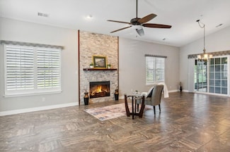 208 Rue de Villas Cir Unit 4, Branson, MO 65616