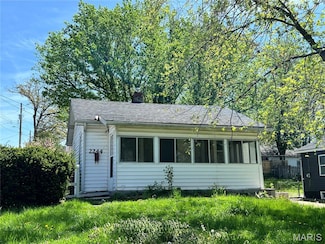 2244 Huntington Ave, Saint Louis, MO 63114