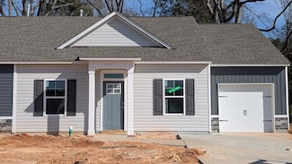 367 Acorn St, Sumter, SC 29154