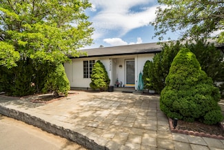 63312 NE Carly Ln, Bend, OR 97701