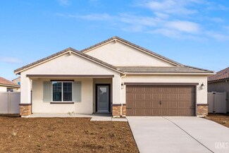 7911 Honeydew Dr, Bakersfield, CA 93313