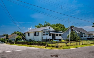 5 Millman Ln, Villas, NJ 08251