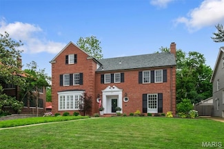 20 Ridgemoor Dr, Saint Louis, MO 63105