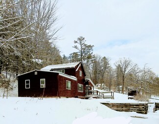 54 Old Canton Rd, Dixfield, ME 04224