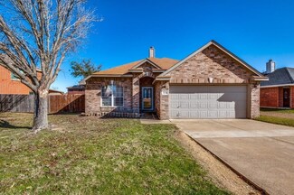 1216 Carberry St, Cedar Hill, TX 75104