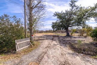 3774 Atlantis Dr, Southport, FL 32409