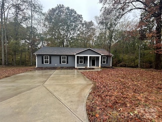 2636 Downey Dr, Lancaster, SC 29720